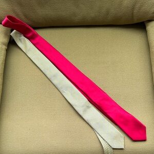 Red and Cream Necktie Set